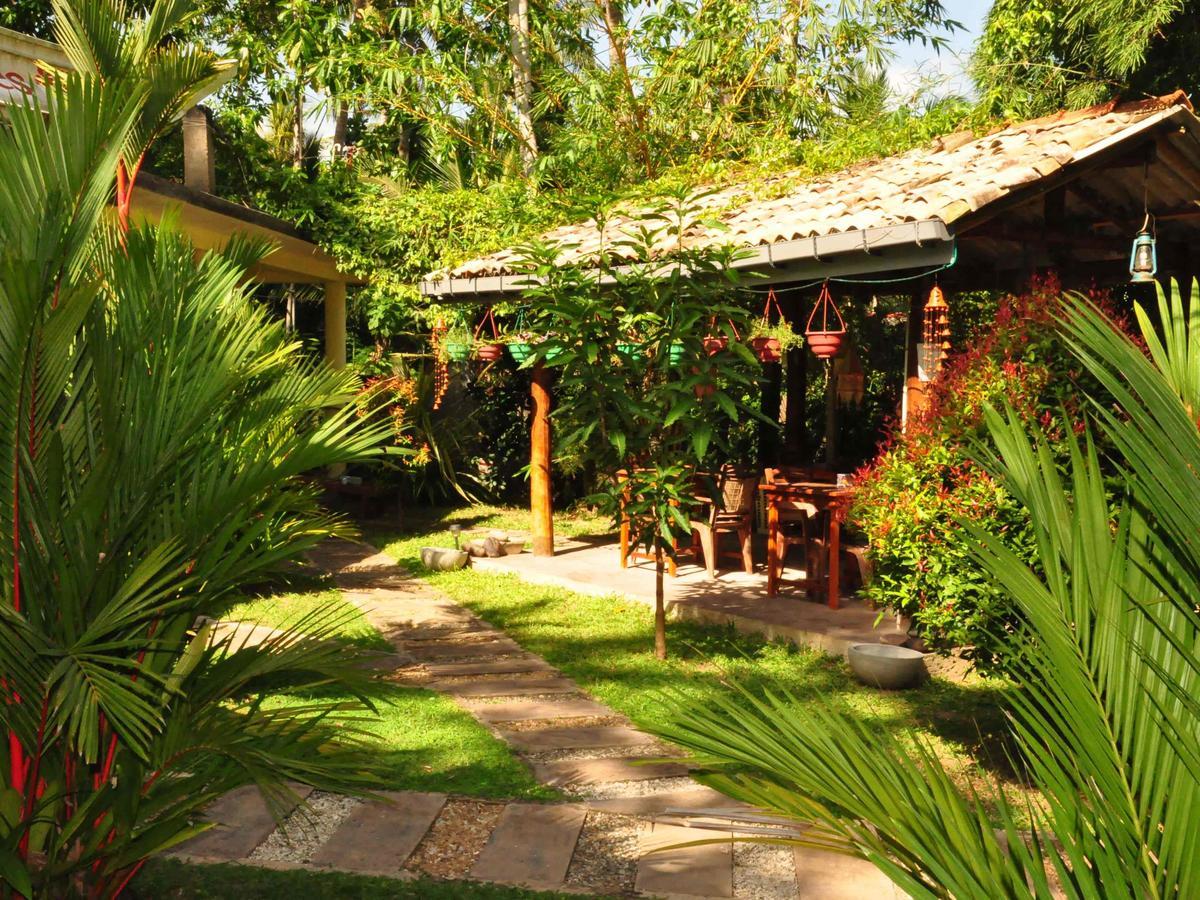 Poppies Mirissa Hotel Luaran gambar