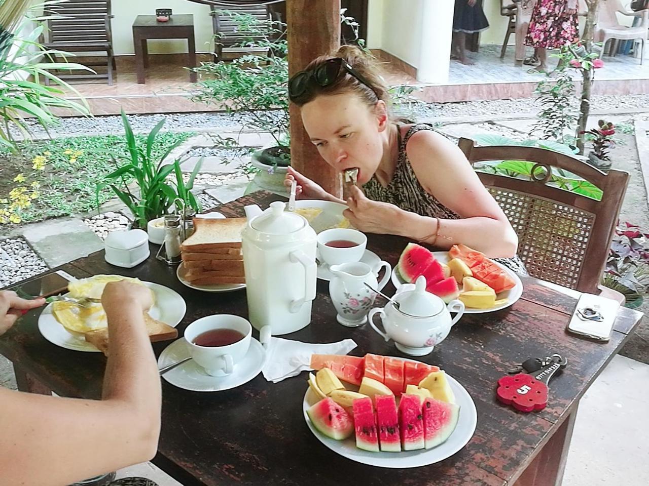 Poppies Mirissa Hotel Luaran gambar